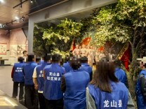 龙山县茨岩塘司法所：红色场馆研学 为社区矫正对象注入“爱国力量” 