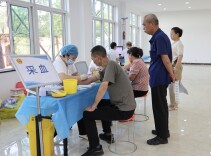 移动体检车进园区！华容新就业形态劳动者享“上门”服务