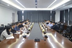 李建华开展外贸调度工作