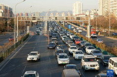 我国正加快推进20个“车路云一体化”试点城市建设