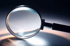 中央纪委国家监委公开通报！