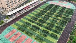 青春淬火展风采！湖南工商职业学院举行2025级新生军训总结暨表彰大会