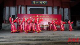 文化惠民暖双节 鹤城区优秀节目送到群众家门口