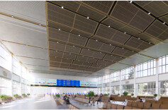 长沙站“焕新”迎双节 老地标备好“安全舒适礼”