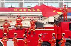 “火焰蓝”守护“中国红”！湖南消防祝愿祖国繁荣昌盛！