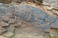 河源石能言 文明迹可见