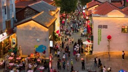 假期第六天，湖南客流1550余万人次｜湘约国庆㉓