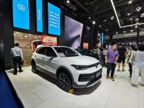 实探“双节”车市：车企降价促销力度收缩，四季度有望实现5%~10%同比增长