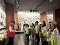 长理学子赴长沙市博物馆开展沉浸式参观学习
