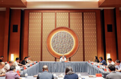 毛万春在省博物馆开展调研协商 齐心协力高质量推进“馆园融合”