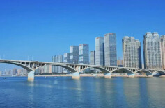 长株潭城际漫游｜32座公路大桥，如何塑造中部最闪耀城市群？