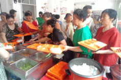 石门：监督“助餐”提质 让老人尽享幸福“食”刻