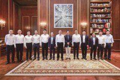 华为“车友圈”扩列，重塑中国汽车中场战事