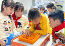 探索科学奥秘 点燃创新梦想——麻阳苗族自治县第一锦江小学开展科技馆参观活动