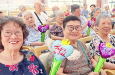 有专业护理，还有康养项目、兴趣搭子，湖南养老院这样提质