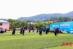 趣享运动 健康同行 这场趣味运动会满是协作与活力