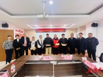 代表送“法”进社区  纾困解难暖民心