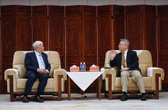 沈晓明会见旺旺集团董事长蔡衍明一行