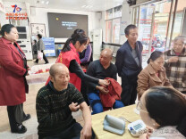 【网络中国节·重阳】江华沱江镇豸山社区开展“重阳情，情暖重阳·爱撒特扶”计生特扶家庭暖心专场活动