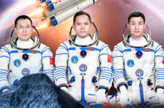 海报 | 热烈庆祝神舟二十一号发射圆满成功