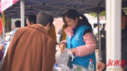 “为民热线进社区 服务群众零距离”公益活动走进城北街道