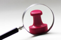 湖南检察机关依法分别对杨一中、戴中亚提起公诉