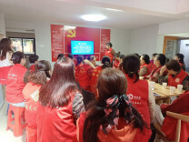 新宇社区“敲门行动”传递安全知识筑牢居民生活“防护网”