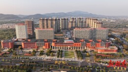 解码湘雅同质化① | 吴天定的“常德时间”：每周奔赴，为一座城市带来顶尖医疗服务