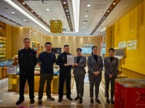 张万福珠宝星城天地店，表扬！