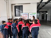 先锋街道“法治护苗”行动走进青园柒祥小学，为青春成长注入法治能量