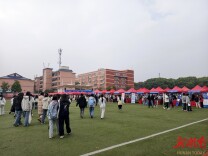 校企携手助就业 —— 湖南生物机电职院 2026 届秋季招聘会举办