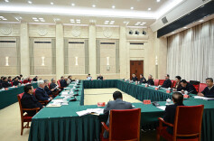 沈晓明主持召开省级离退休老同志情况通报会暨省委“十五五”规划《建议》征求意见座谈会