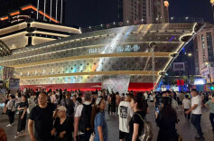 一艘“巨轮”创造的上海奇迹：3个月落地，每天8万人打卡，引爆一座城