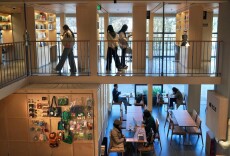 北京一年来新开百余家书店，有的文艺范儿十足，有的烟火气爆棚