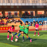 怀化市2025年“新华杯”青少年校园足球联赛初中组开赛