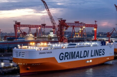 年均交付27艘大船！上海制造满血奔跑原因，一个往高，一个向下……