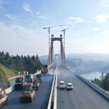 通车在即！呼北高速湖南怀化一路段沥青路面施工完成