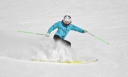 “雪飞燕”开板！今冬延庆百余项冰雪活动陆续登场