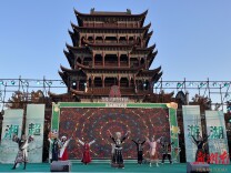 湘超奔向淘汰赛 湖南百景千村送上“加油包”