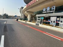 北京南站南广场出租车可“即停即走”落客，实地探访