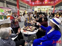 千年水酒香飘自贸港 新化12家水酒企业抱团开拓海南市场