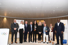 郎平获国际奥委会教练员终身成就奖