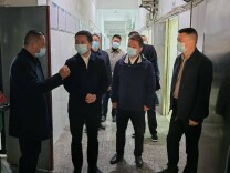 益阳市副市长罗讯一行深入南县桂花园学校，守护学生“舌尖上的安全”