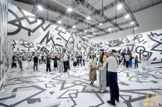 让历史“活”在眼前，把震撼带在身边：赛爱宁《跟着走》系列产品定义沉浸叙事新体验