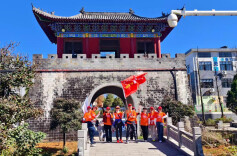 以青春脚步丈量千年古道 “湘粤情 骡马古道行”2025郴州苏仙区徒步毅行活动举行