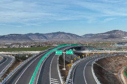 湖南龙吉高速团结互通项目核心节点完工！冲刺年底通车目标