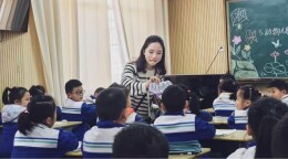 平江县新城学校：研思读写共生路 聚力课题启新程 