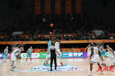 五支劲旅齐聚再燃篮坛烽火！第二届中国人寿·CBA俱乐部杯长沙赛区开赛