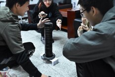 你敢想？100g的“纸桥”可以承重135500g？