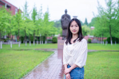 长理优秀学子丨年度十佳、保研中南……来看她的“电路式青春”！